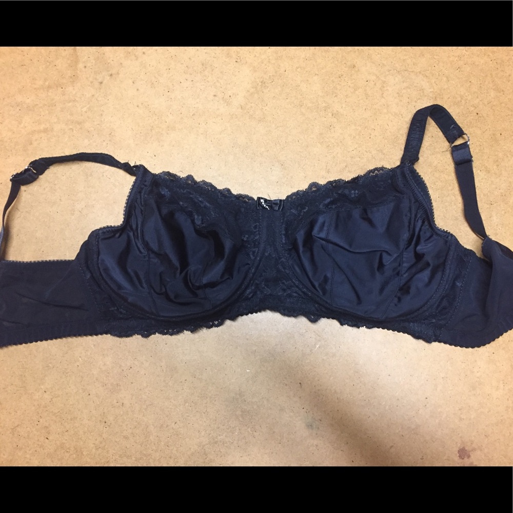 38F Hot Milk Black Lacey Nursing Bra